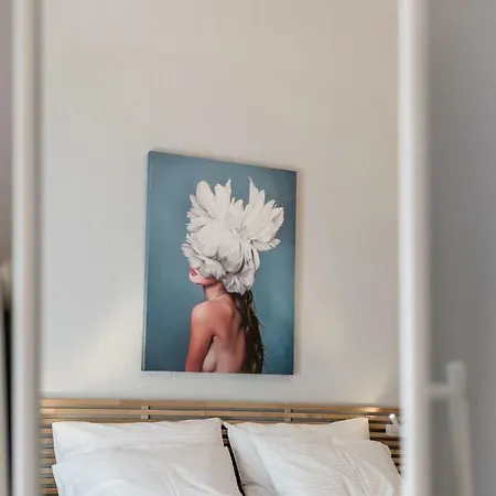 Pulse Tsimiski Apartment *